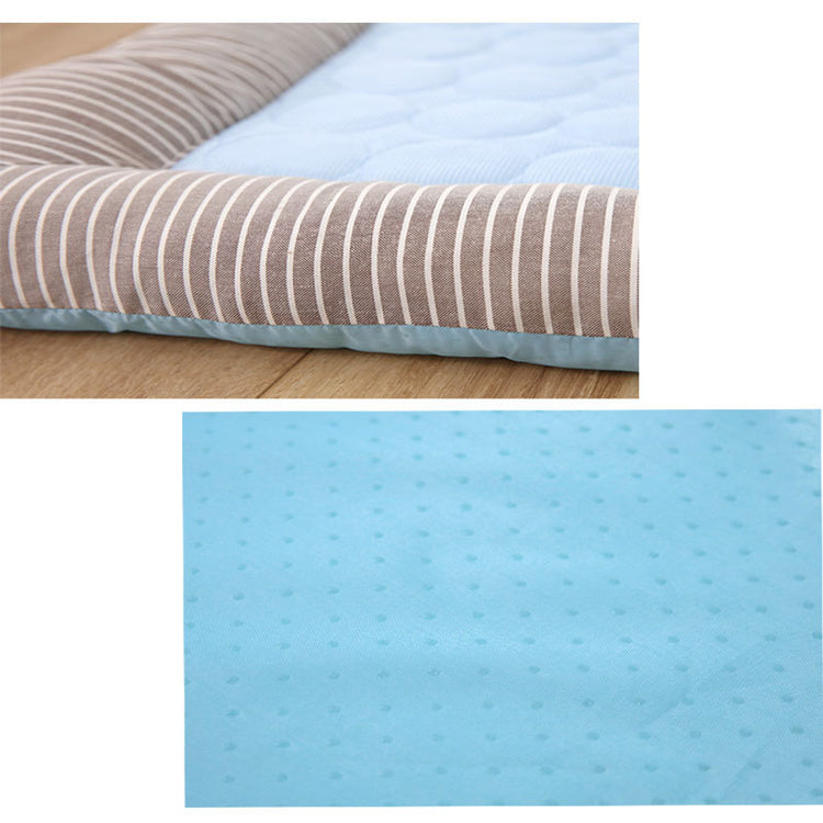 Cooling Pet Pad – Soft Ice Silk Summer Bed for Dogs & Cats