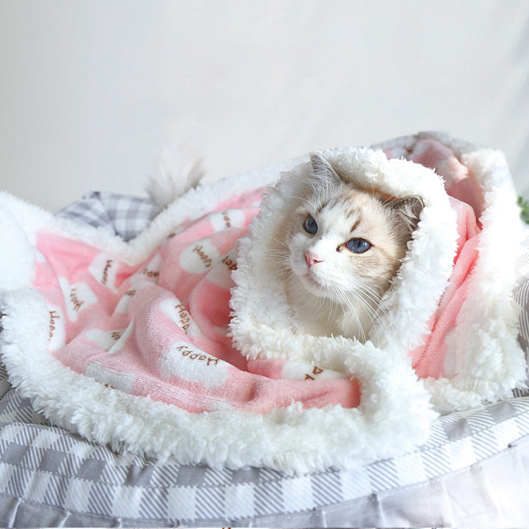 Luxury Soft Flannel Cat & Dog Blanket – Thick Lamb Fleece Pet Cushion for Winter Warmth