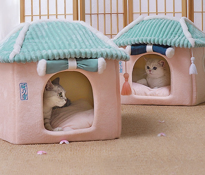 2-in-1 Cat Condo Bed – Enclosed Hideaway with Reversible Cushion for All-Season Comfort