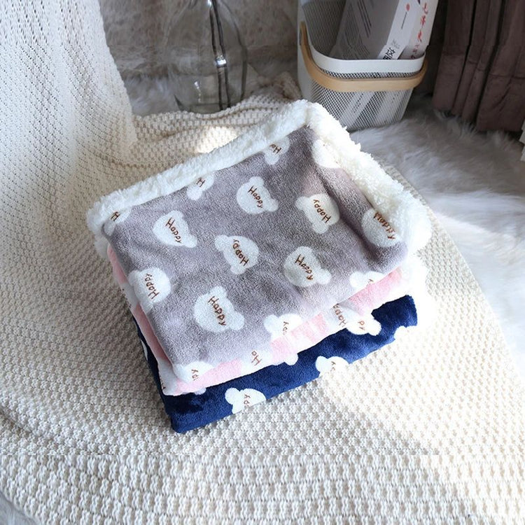 Luxury Soft Flannel Cat & Dog Blanket – Thick Lamb Fleece Pet Cushion for Winter Warmth