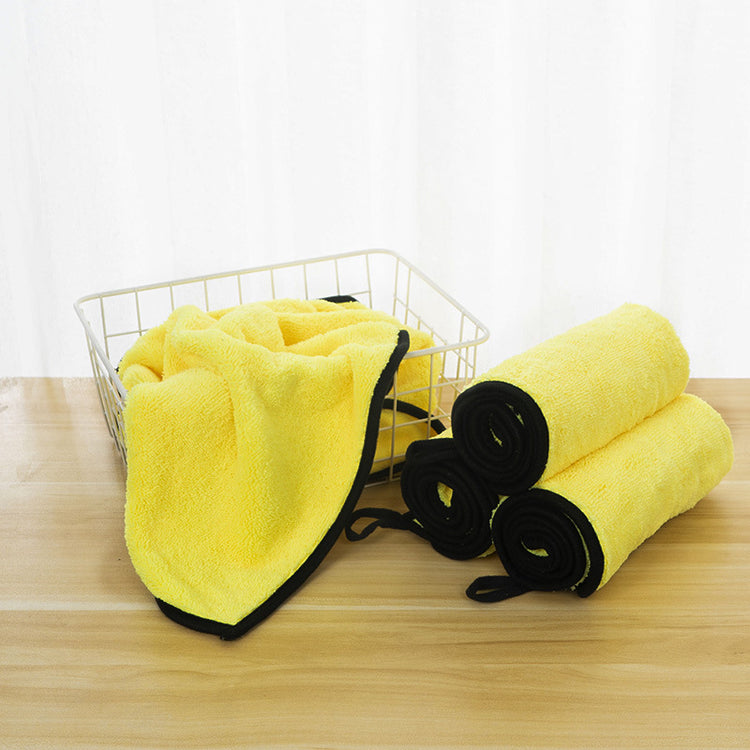 Super Absorbent Microfiber Dog Towel – Quick Drying Bath Towel for Dogs & Cats